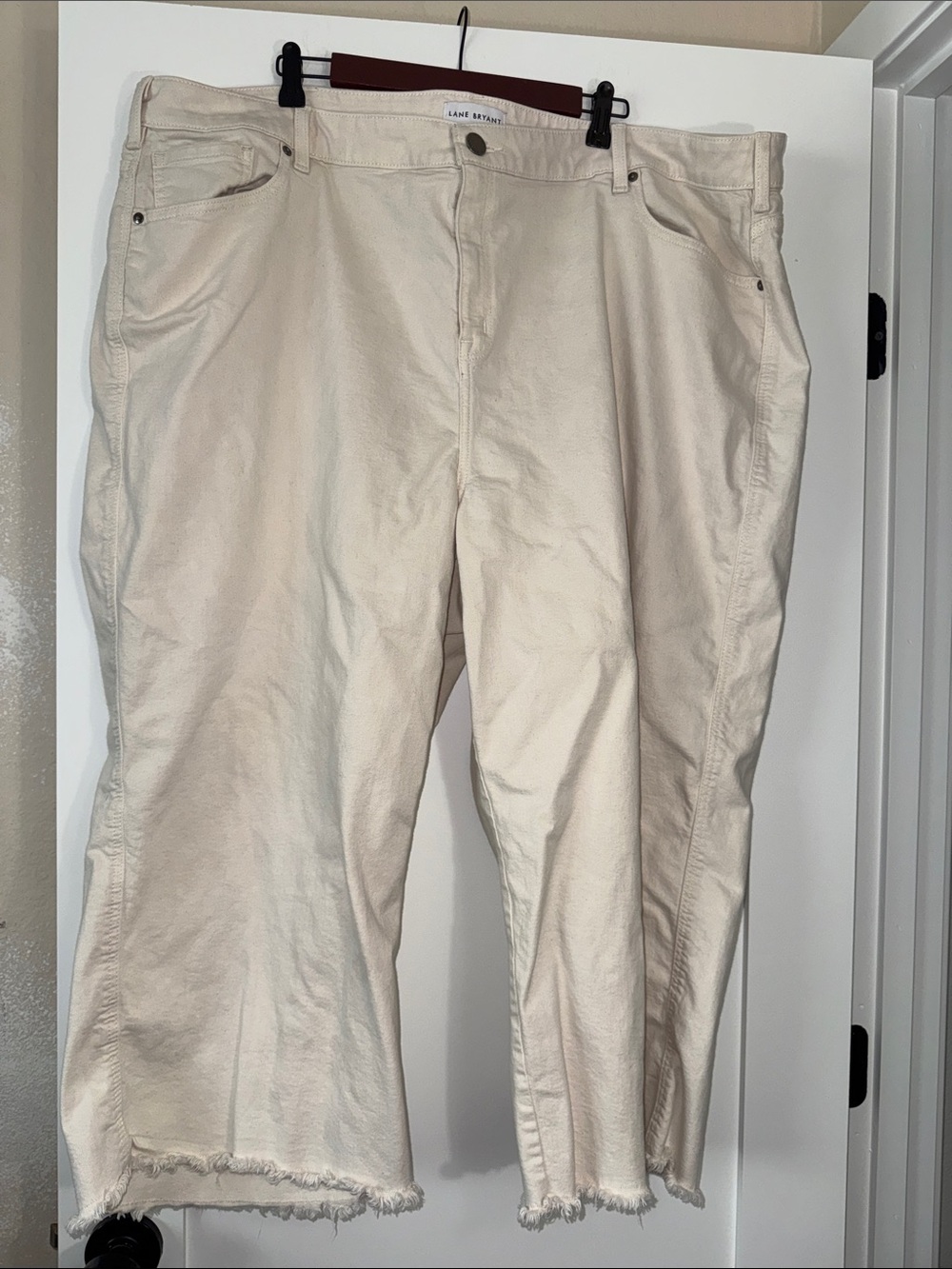 Lane Bryant Cream Raw Hem Wide-Leg ankle jeans cotton blend Sz 28